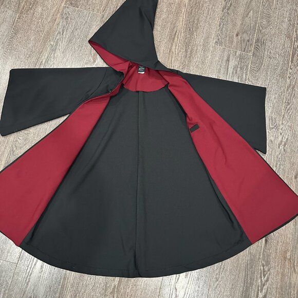 Harry Potter Universal Studios Gryffindor Robe – Size XXXS - Picture 10 of 15